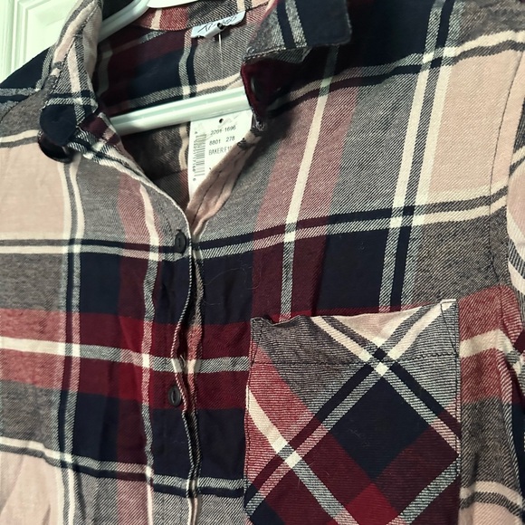 Kismet Button Down Plaid Shirt - Picture 3 of 6